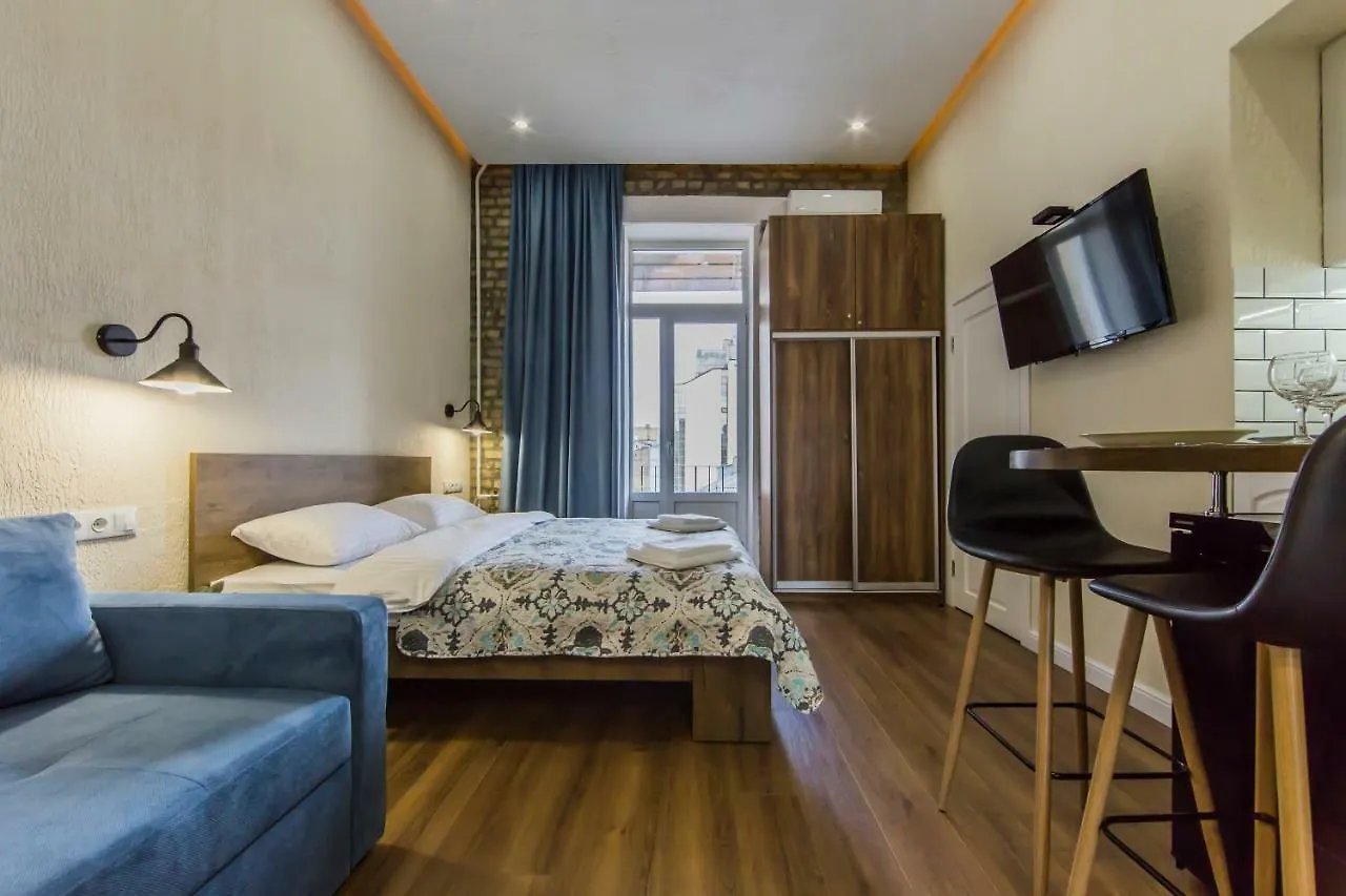 Апартаменты Kyiv City Loft Apart Hotel
