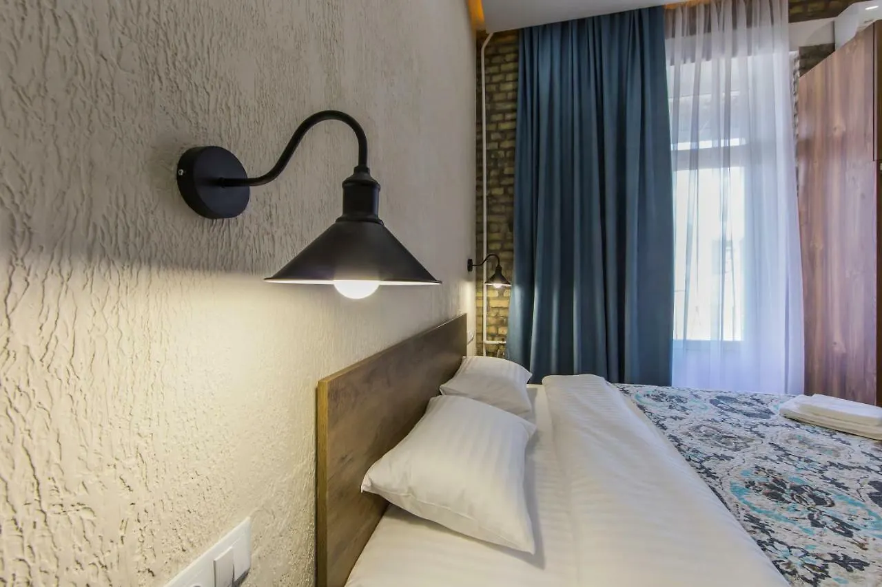 Kyiv City Loft Apart Hotel 0*,